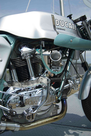 MIKE750SS004